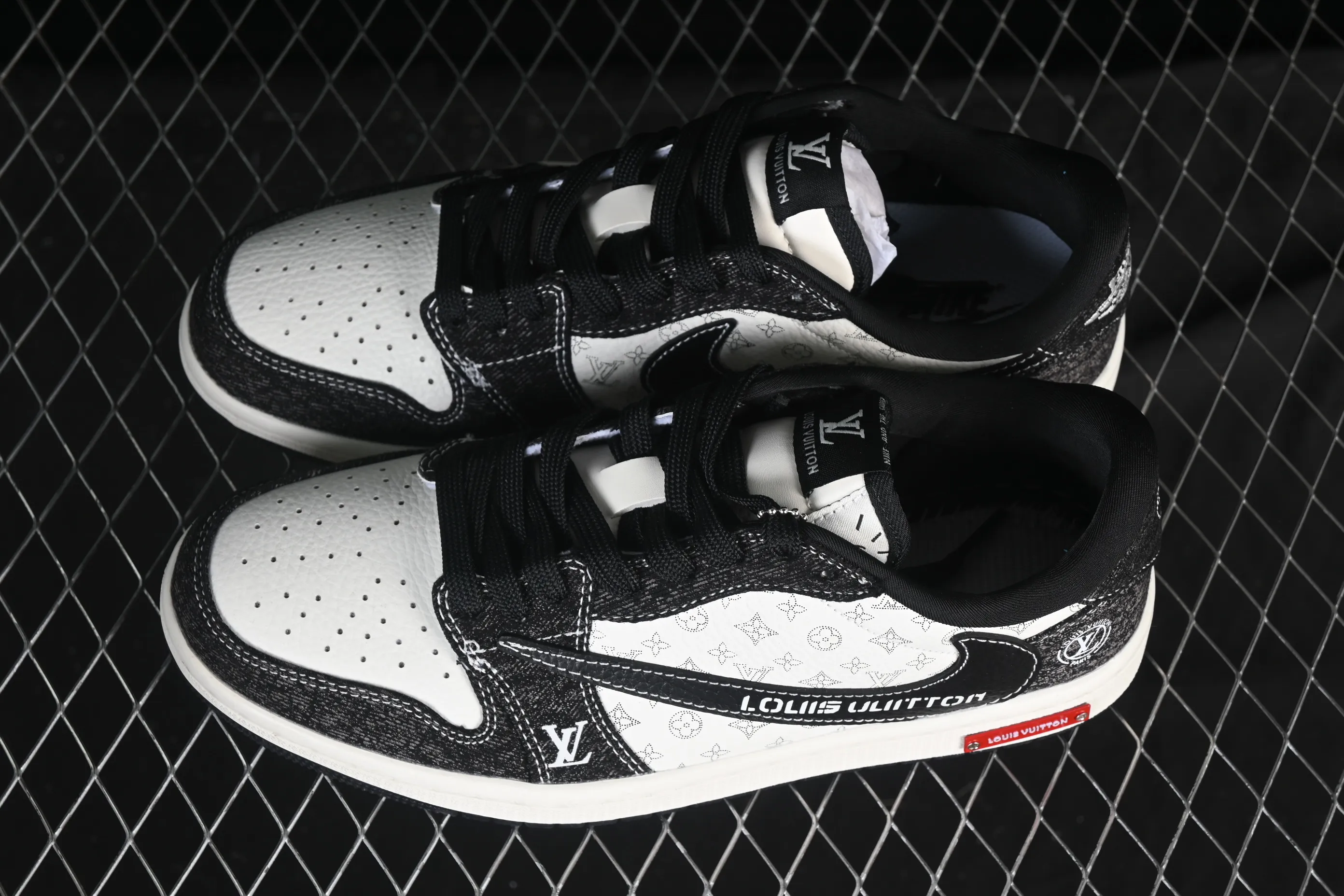 All categories Air Jordan Jordan series basketball shoes Air Jordan 1 Low High-end customized low-top sneakers Travis Scott x Fragment Design x Air Jordan 1 Low OG SP AJ1 Joe 1LV joint white and black denim low-top cultural casual sneakers SC0601-054